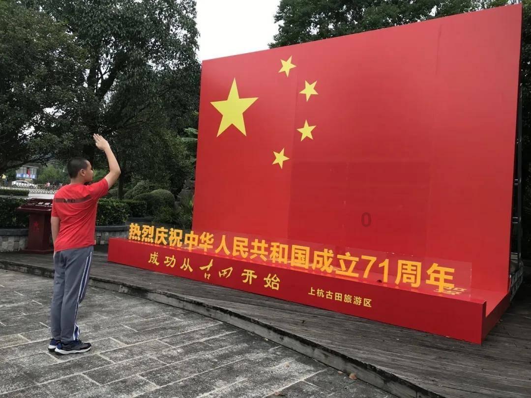 你喜欢看球吗？你觉得看球的吸引力有多大？